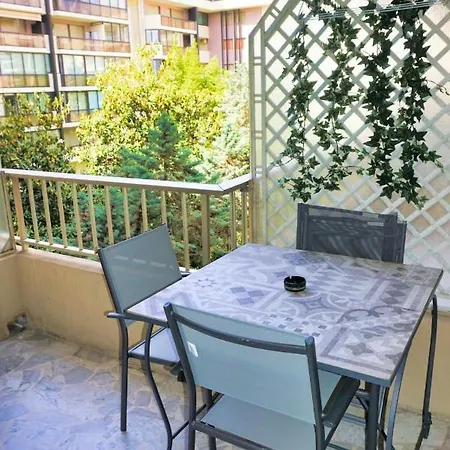 Center Next To Croisette And Rue D'antibes דירה